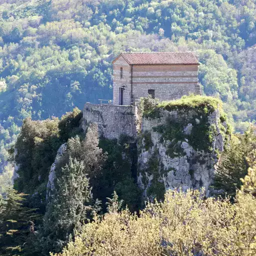 Un'immagine generica segnaposto con angoli arrotondati in una figura.